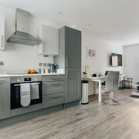 Central 2 Double Bedroom Flat With Parking Bournemouth Zewnętrze zdjęcie