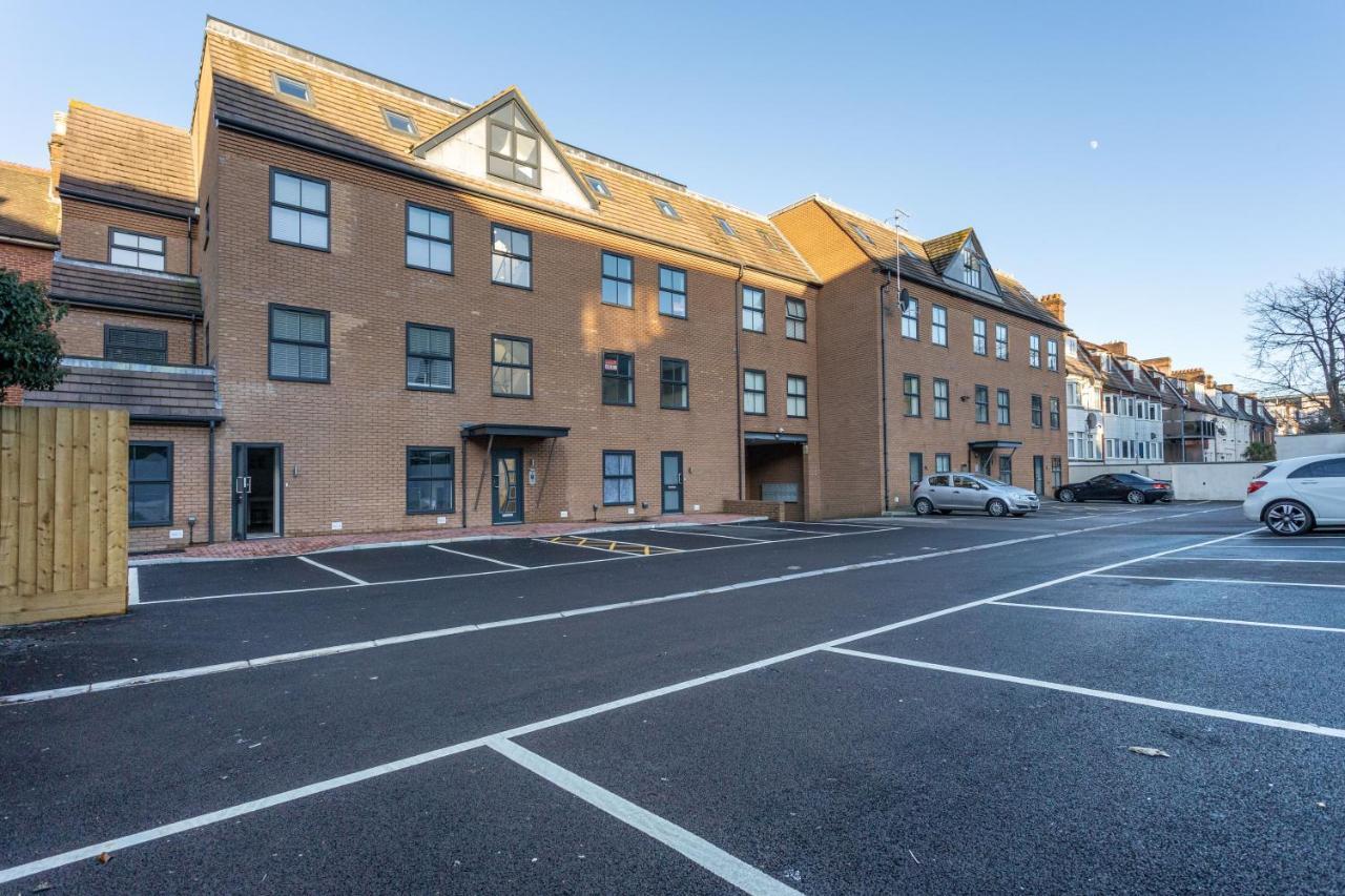 Central 2 Double Bedroom Flat With Parking Bournemouth Zewnętrze zdjęcie
